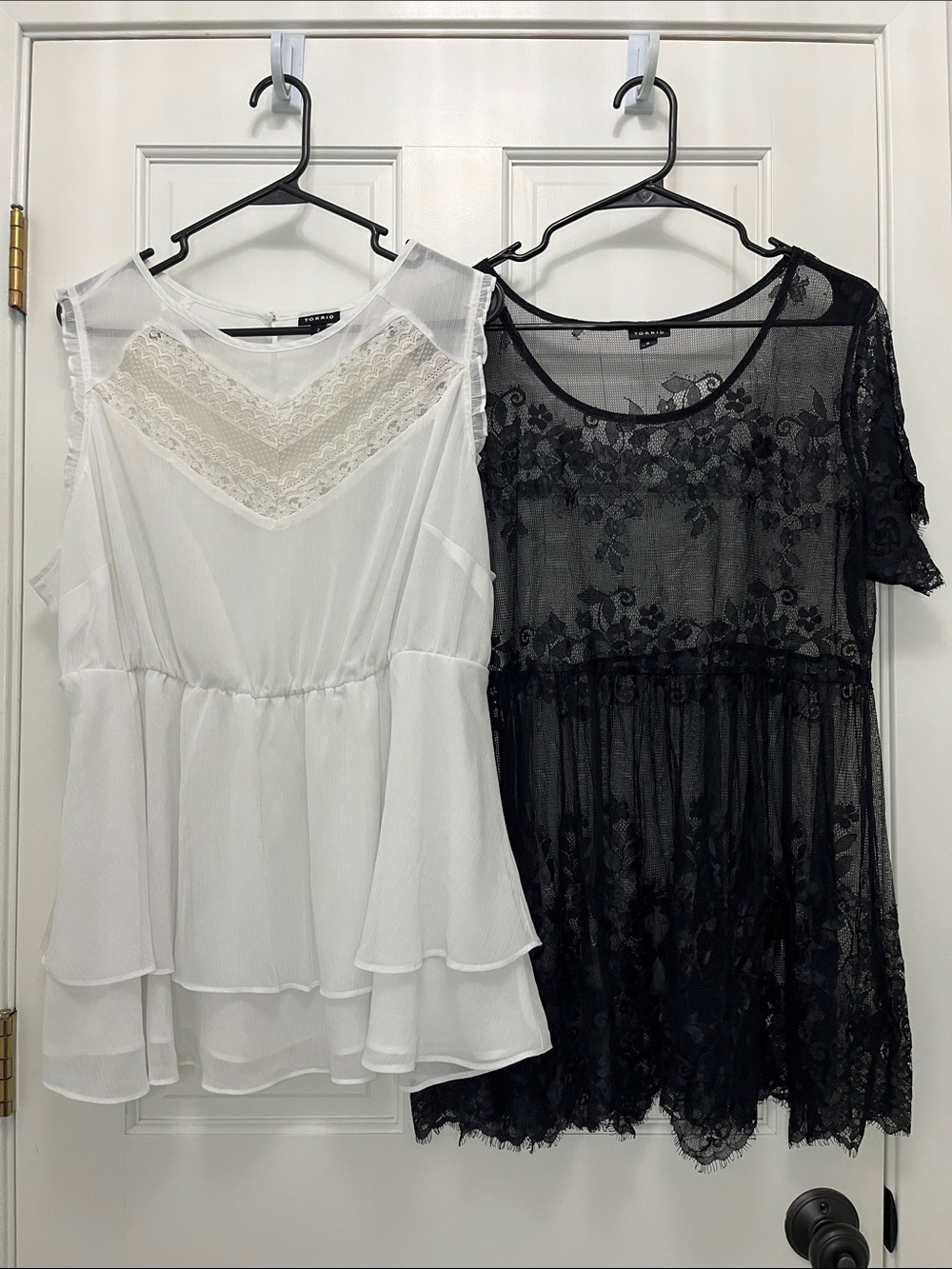 torrid Size 2X Black Sheer Lace Blouse & White Lace Insert Peplum Blouse Bundle